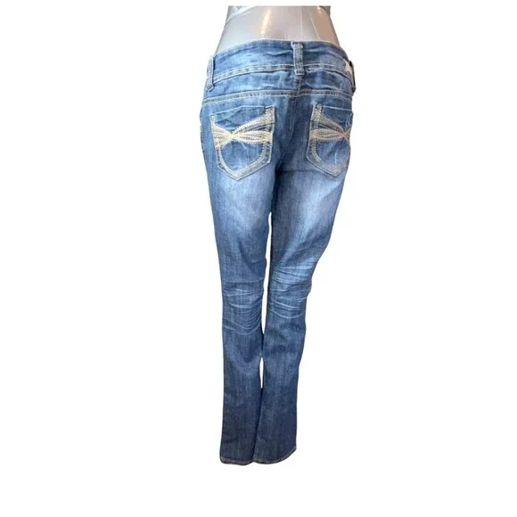 Almost Famous Jeans Women 9 Mid Rise Distressed Stretch Always Fabulous (W32 L31 - Picture 4 of 16